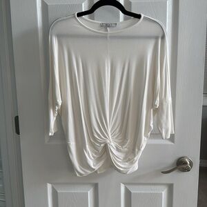 ❤️Vici- Elegant Cream Women's Top